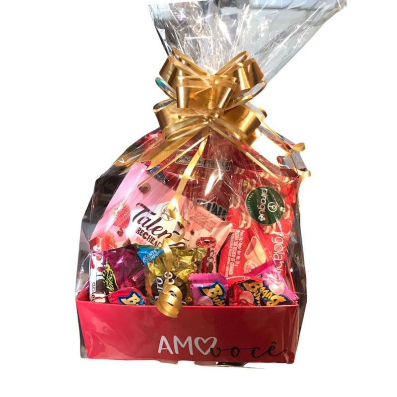 Valentine's Day Decorated Basket I Love You Big