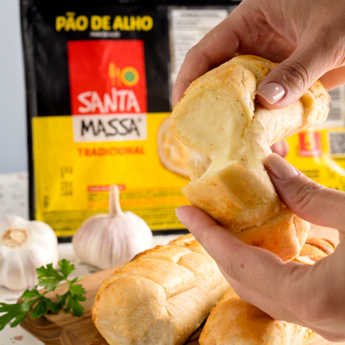 Santa Massa Pao de Alho 400g