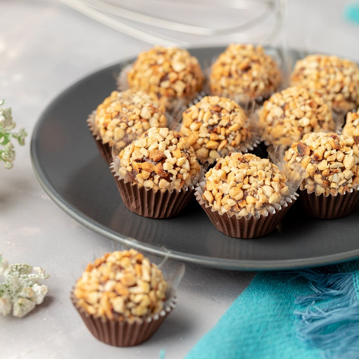 Cajuzinho Sweets Box 8 units