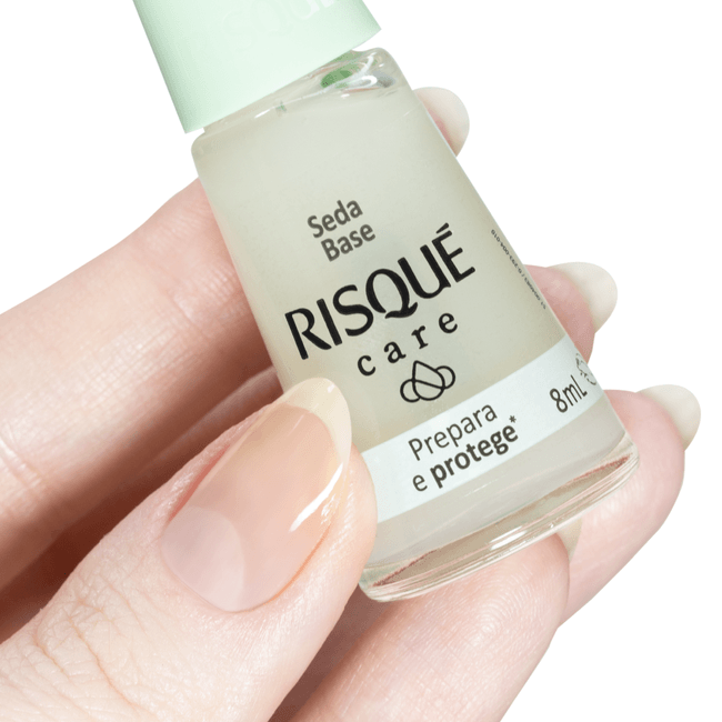 Risque Care Silk Foundation 8ml