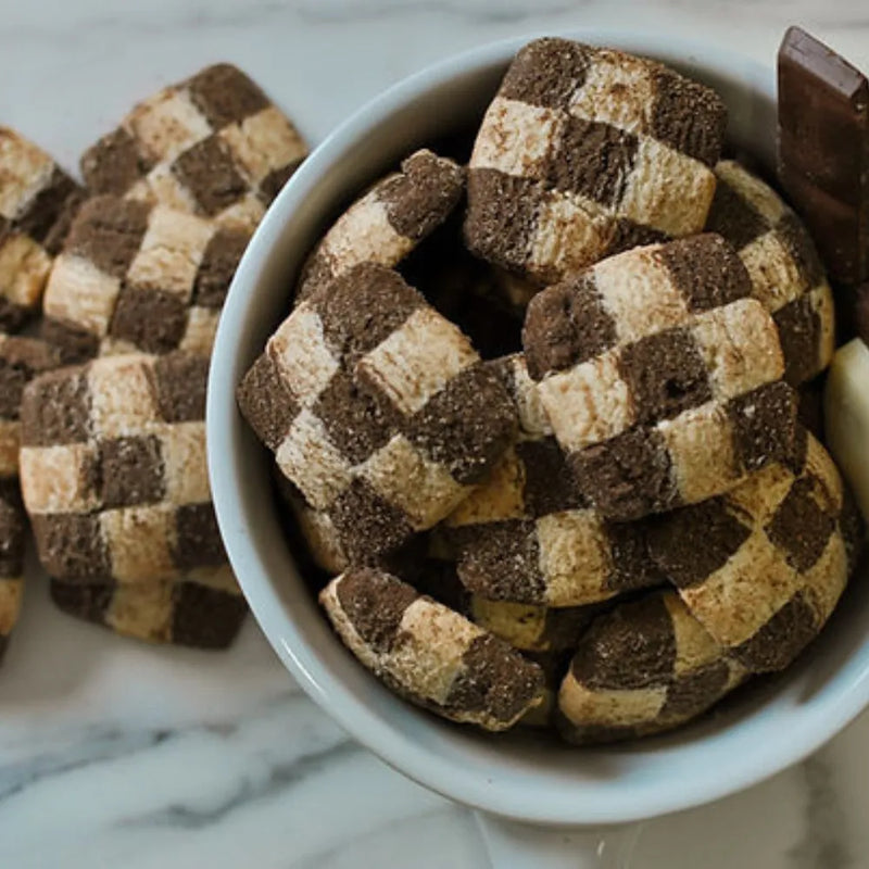 Vale D'Ouro Dueto Black and White Chocolate Flavor 300g