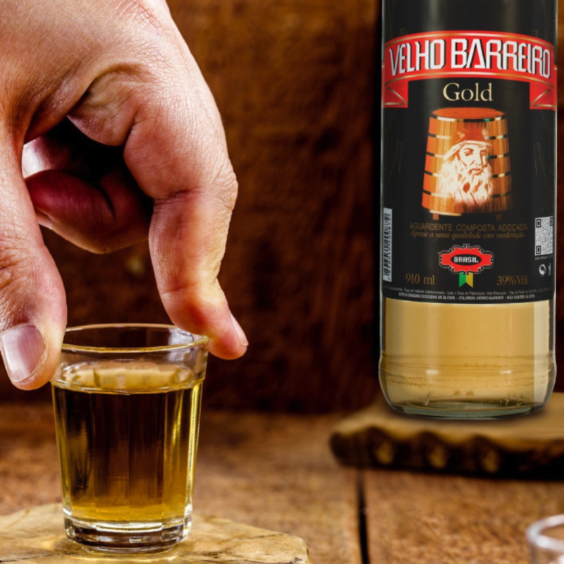 Velho Barreiro Cachaca Gold 1L