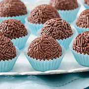 Docinhos Box - Brigadeiro / Beijinho / Churros / Ninho e Dois Amores/ Cajuzinho - Hi Brazil Market